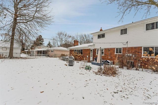 37701 Via Rosalie Street, Clinton Township, MI 48036