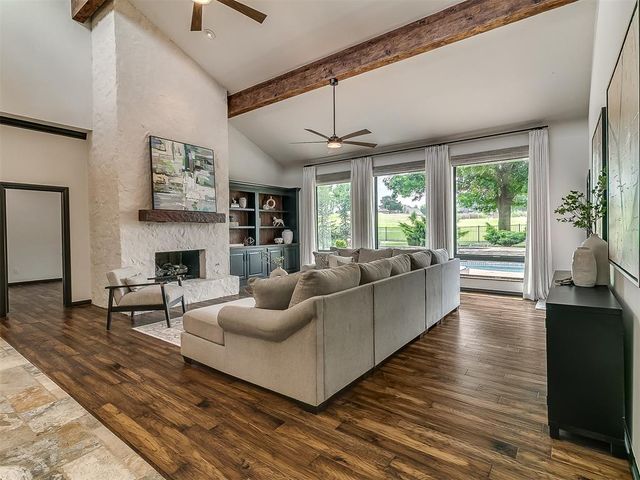 5620 Oak Tree Road, Edmond, OK 73025