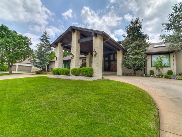 5620 Oak Tree Road, Edmond, OK 73025