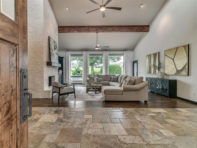 5620 Oak Tree Road, Edmond, OK 73025