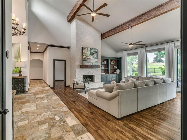 5620 Oak Tree Road, Edmond, OK 73025