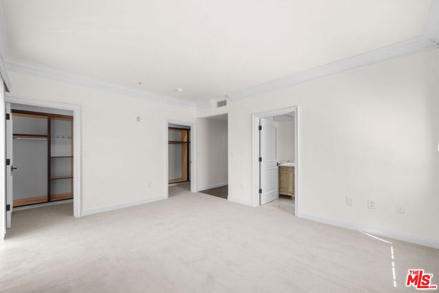 837 Crenshaw Boulevard 301, Los Angeles, CA 90005