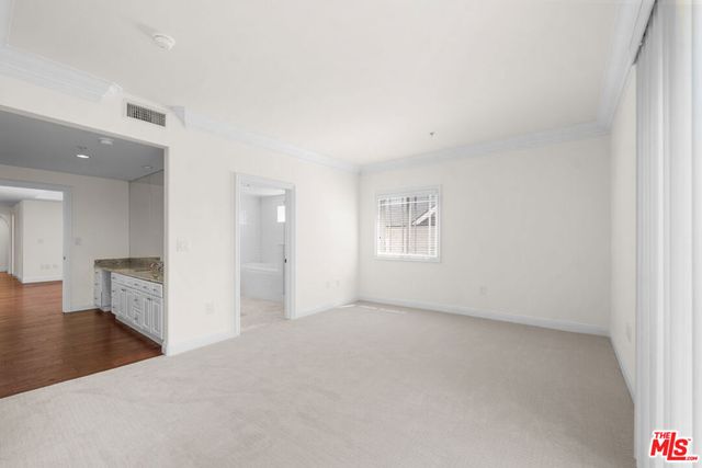837 Crenshaw Boulevard 301, Los Angeles, CA 90005