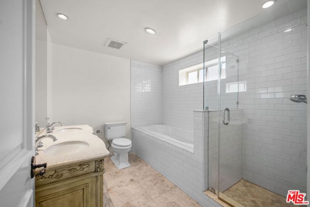 837 Crenshaw Boulevard 301, Los Angeles, CA 90005