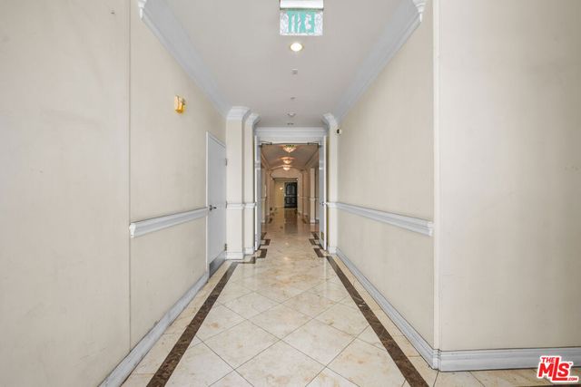837 Crenshaw Boulevard 301, Los Angeles, CA 90005