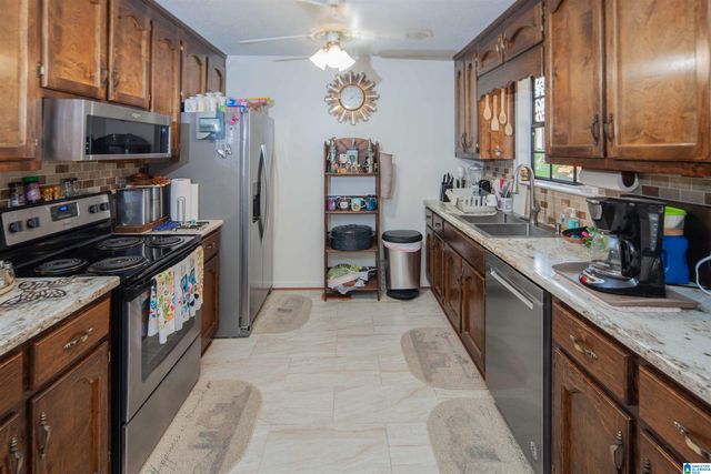 3472 CEDARBROOK CIRCLE, Trussville, AL 35173
