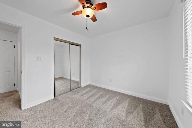 84 FIVE CROWN ROYAL, Marlton, NJ 08053