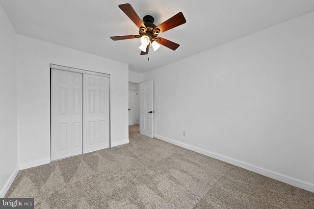 84 FIVE CROWN ROYAL, Marlton, NJ 08053