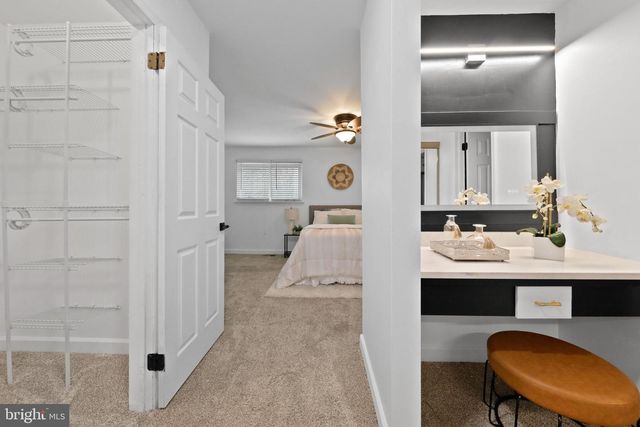 84 FIVE CROWN ROYAL, Marlton, NJ 08053