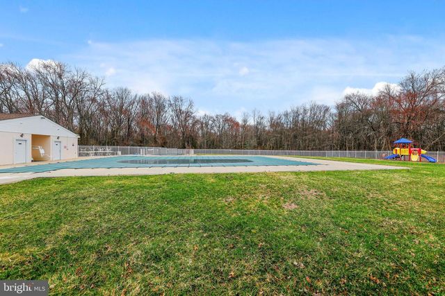 84 FIVE CROWN ROYAL, Marlton, NJ 08053