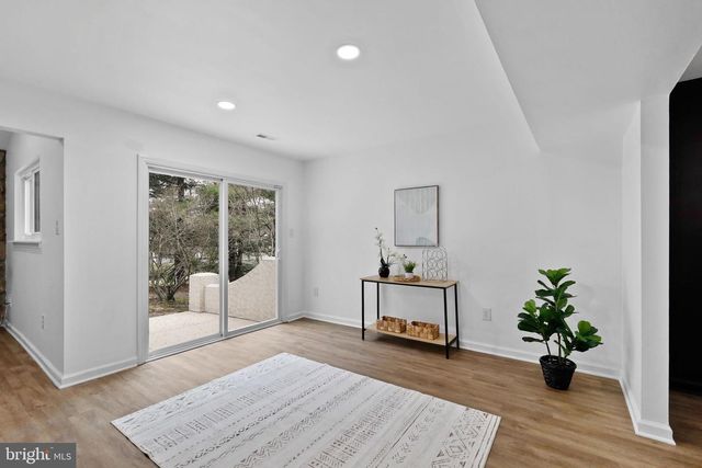 84 FIVE CROWN ROYAL, Marlton, NJ 08053