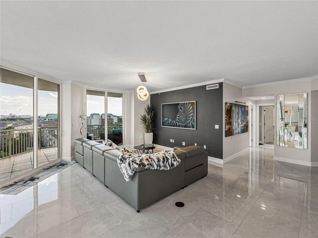 450 KNIGHTS RUN AVENUE 702, Tampa, FL 33602