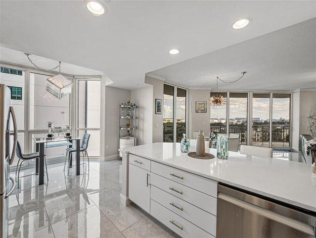 450 KNIGHTS RUN AVENUE 702, Tampa, FL 33602