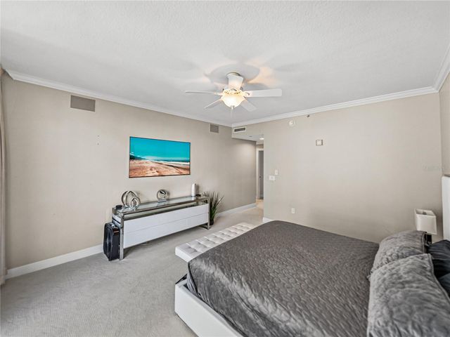 450 KNIGHTS RUN AVENUE 702, Tampa, FL 33602