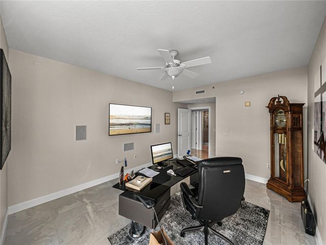 450 KNIGHTS RUN AVENUE 702, Tampa, FL 33602