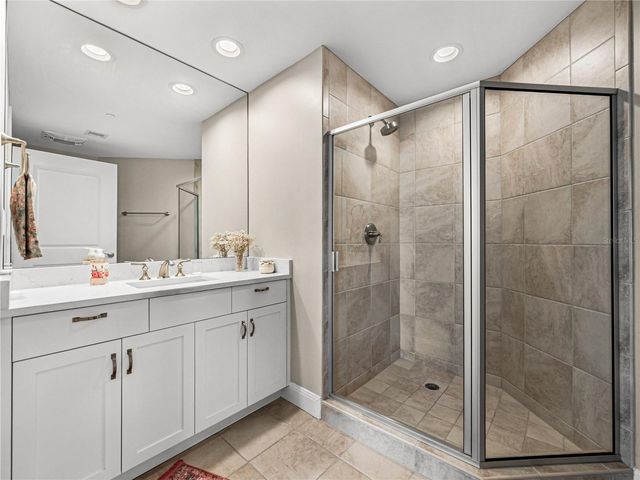 450 KNIGHTS RUN AVENUE 702, Tampa, FL 33602