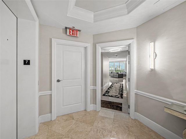 450 KNIGHTS RUN AVENUE 702, Tampa, FL 33602