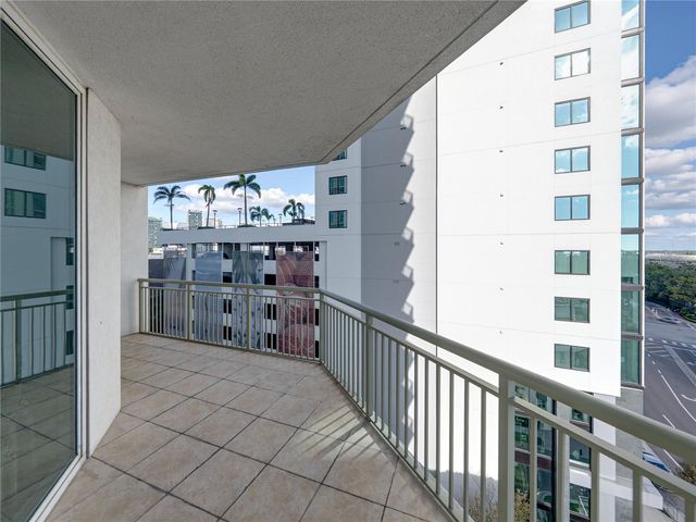 450 KNIGHTS RUN AVENUE 702, Tampa, FL 33602