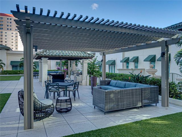 450 KNIGHTS RUN AVENUE 702, Tampa, FL 33602