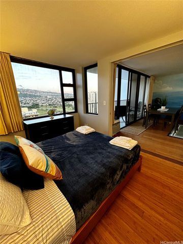 201 Ohua Avenue 2401, Honolulu, HI 96815