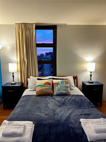 201 Ohua Avenue 2401, Honolulu, HI 96815