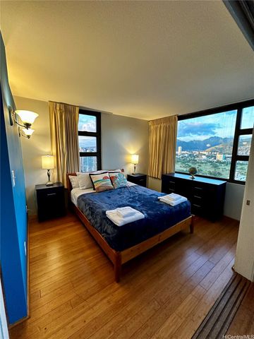 201 Ohua Avenue 2401, Honolulu, HI 96815