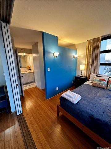 201 Ohua Avenue 2401, Honolulu, HI 96815