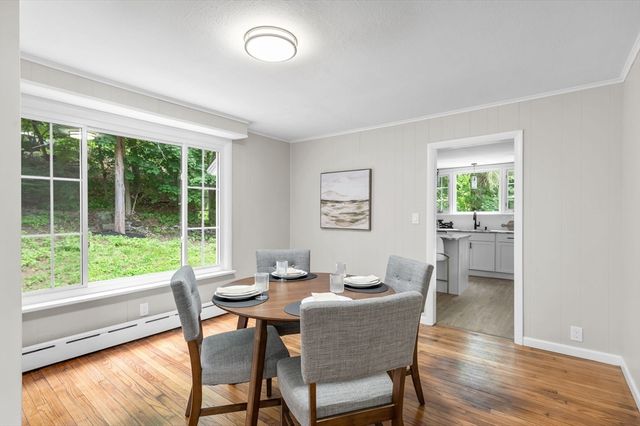 37 Bridge St, Monson, MA 01057