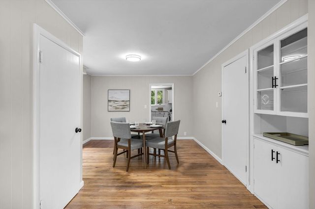 37 Bridge St, Monson, MA 01057