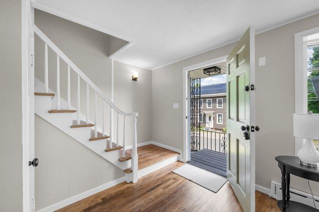 37 Bridge St, Monson, MA 01057