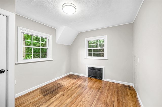 37 Bridge St, Monson, MA 01057