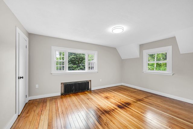 37 Bridge St, Monson, MA 01057
