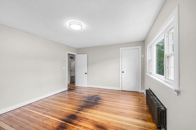 37 Bridge St, Monson, MA 01057