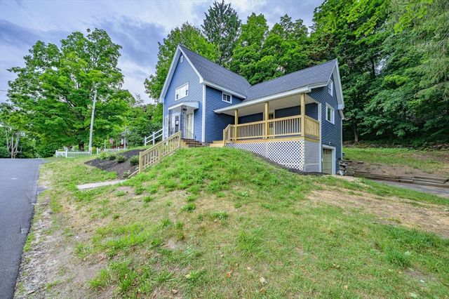 37 Bridge St, Monson, MA 01057