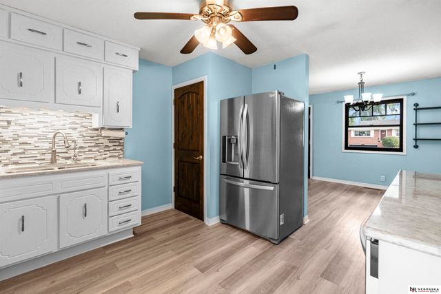 3111 Blue Ridge Drive, Bellevue, NE 68147