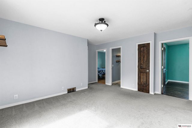 3111 Blue Ridge Drive, Bellevue, NE 68147