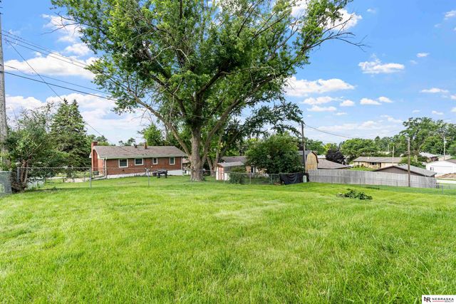 3111 Blue Ridge Drive, Bellevue, NE 68147