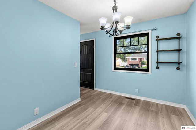 3111 Blue Ridge Drive, Bellevue, NE 68147