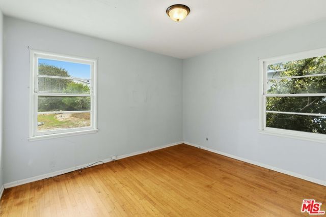 7422 Westlawn Avenue, Los Angeles, CA 90045