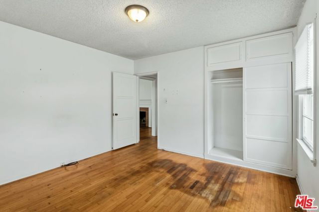 7422 Westlawn Avenue, Los Angeles, CA 90045