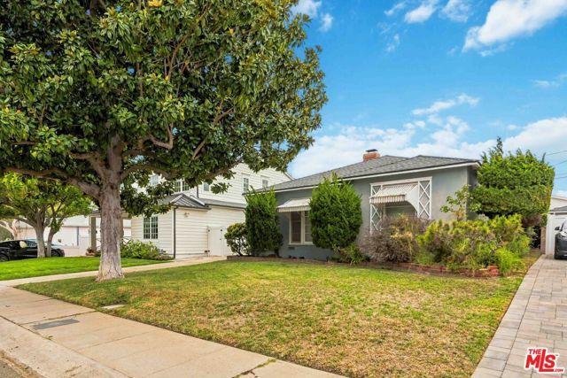 7422 Westlawn Avenue, Los Angeles, CA 90045