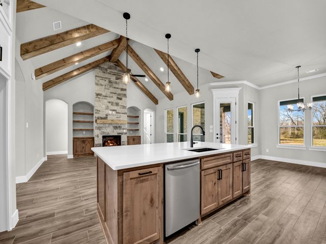 213 Desperado Court, Weatherford, TX 76088