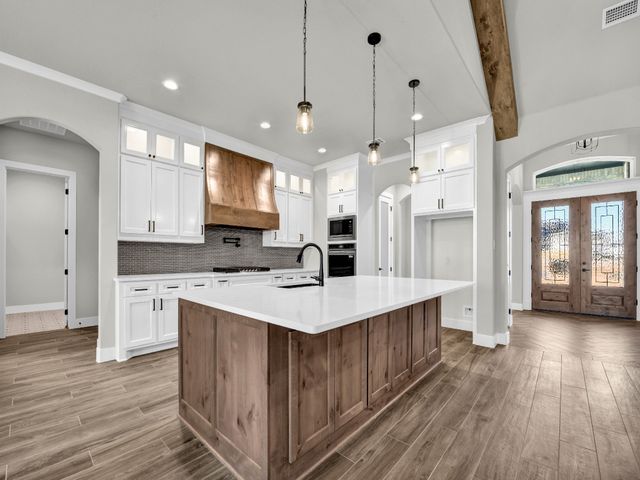 213 Desperado Court, Weatherford, TX 76088