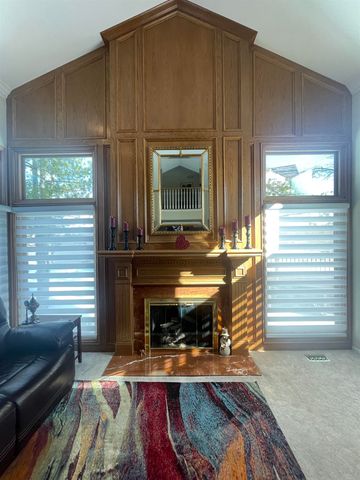 2220 Juniper Court, Shelby, MI 48326