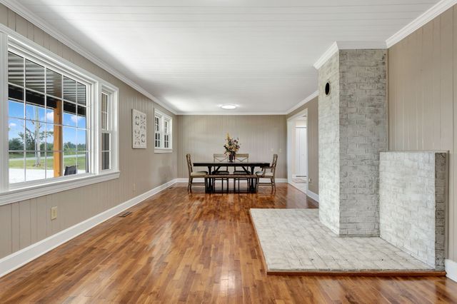 1164 Fish Trapp Rd, Lawrenceburg, TN 38464