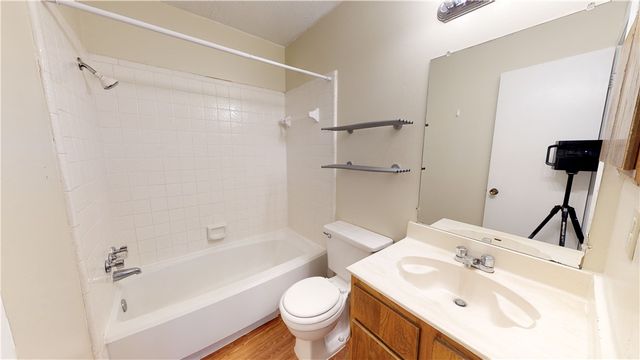 610 Navarro Drive, College Station, TX 77845