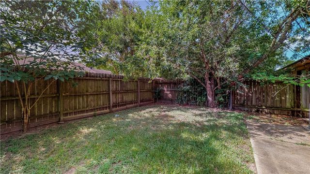 610 Navarro Drive, College Station, TX 77845