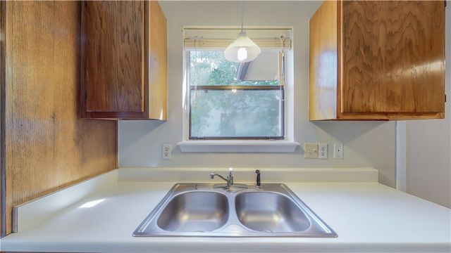 610 Navarro Drive, College Station, TX 77845