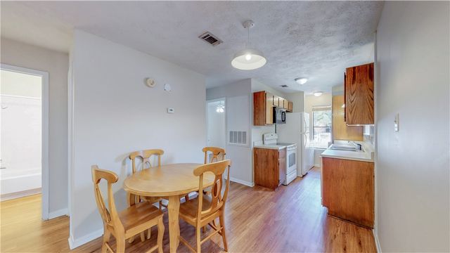 610 Navarro Drive, College Station, TX 77845