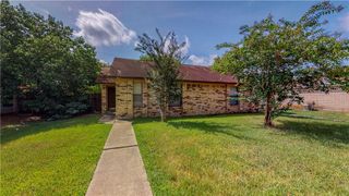 610 Navarro Drive, College Station, TX 77845